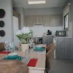 아파트 Mackenzie Salt Panorama & Meerblick - 2br 라르나카