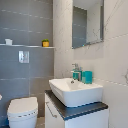 Mackenzie Salt Panorama & Meerblick - 2br Lägenhet Larnaca